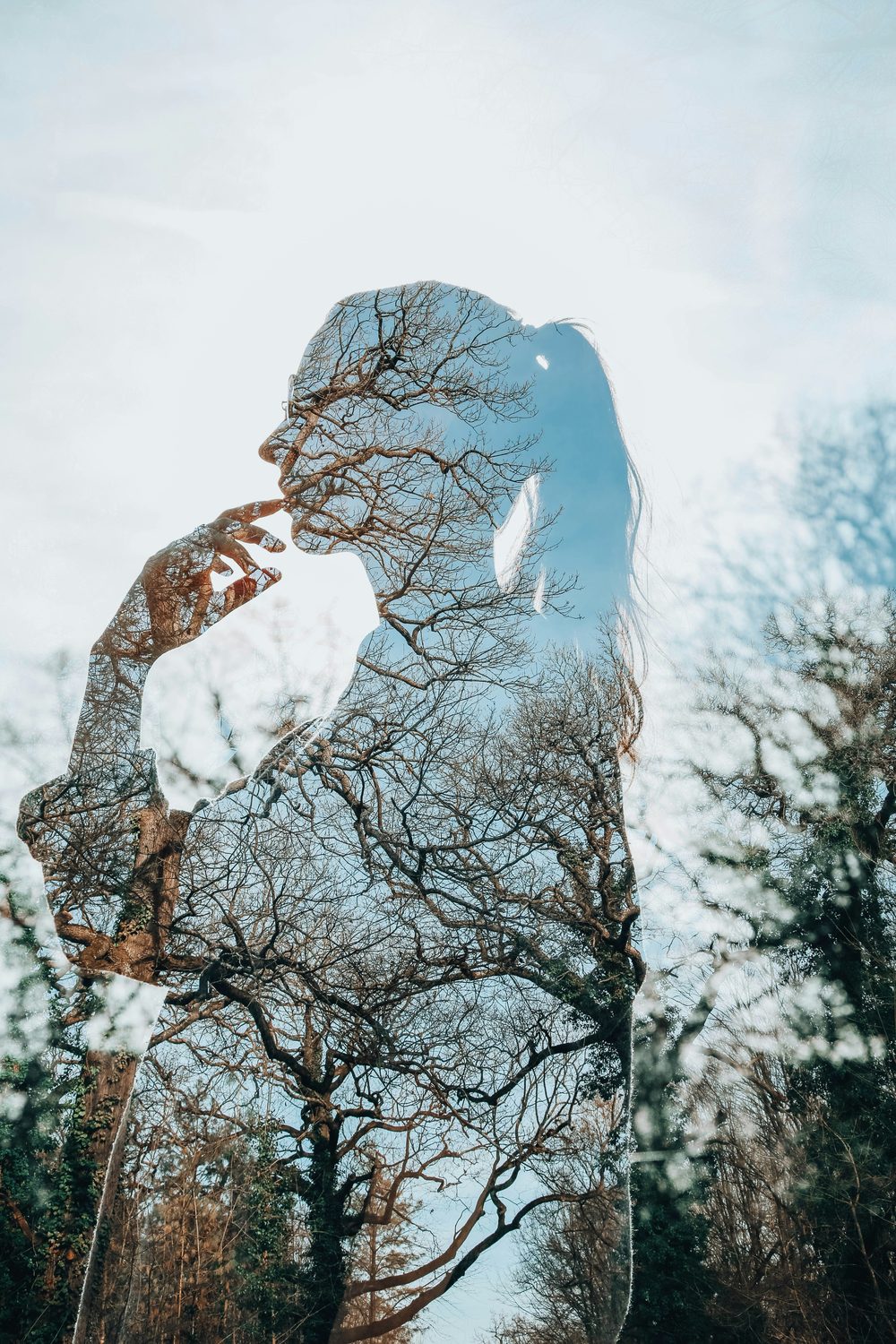 Kvinna i reflektion